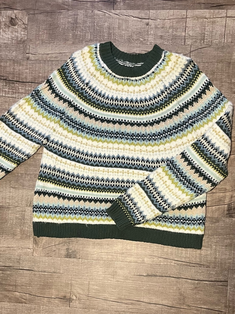 American Eagle Outfitters Green and Cream Fair Isle Crewneck Sweater